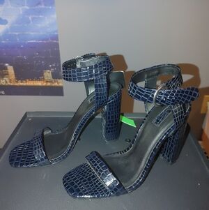 Forever 21 Black Croc-Embossed Strappy Heels, Size 9, NWT